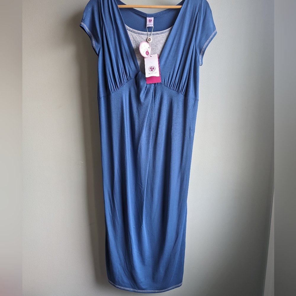 9Fashion. NWTs Almada Nursing Nightgown. Size Large.